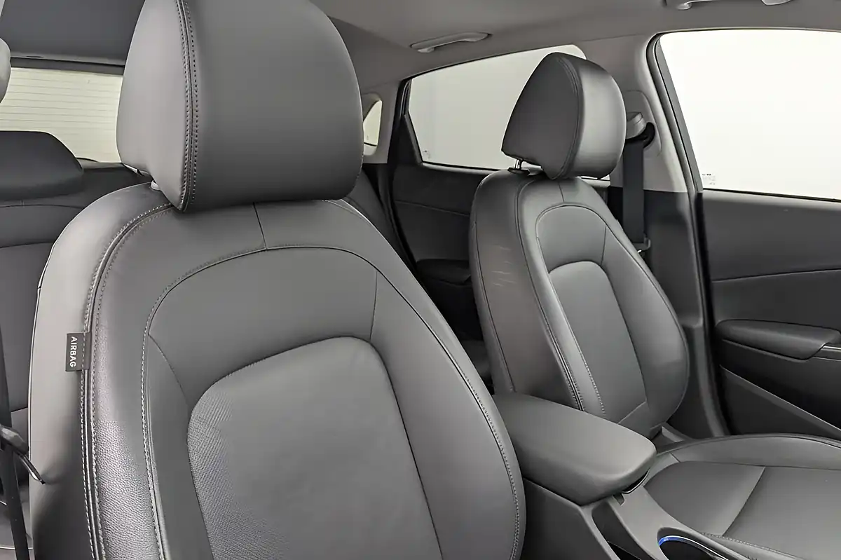 Used 2023 Hyundai Kona Ultimate Grey - Interior and Exterior details 15