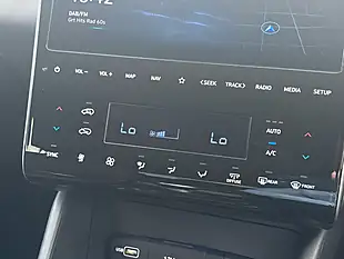 Used 2023 Hyundai Tucson Premium Bronze - Interior and Exterior details 12