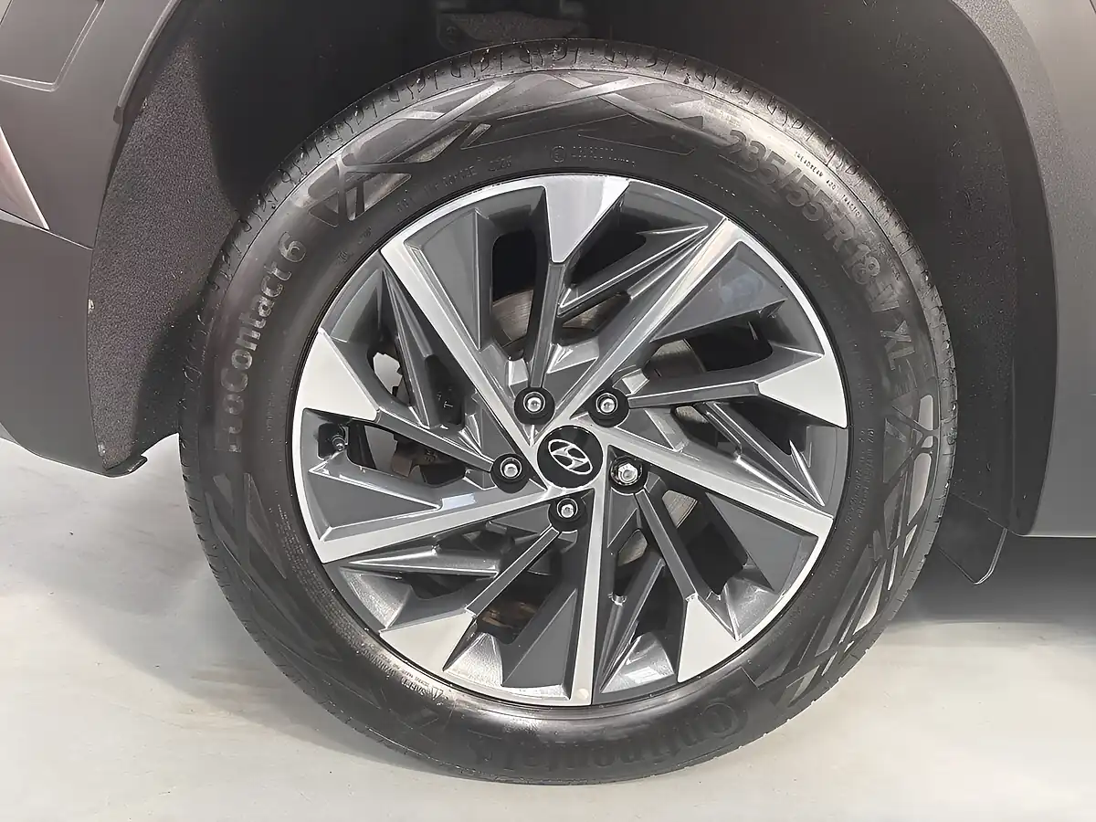 Used 2023 Hyundai Tucson Premium Bronze - Interior and Exterior details 6