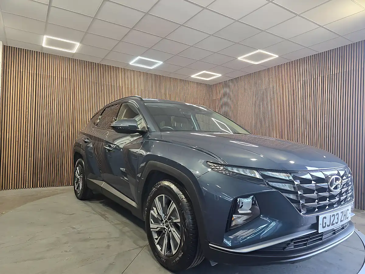 Used 2023 Hyundai Tucson Se Connect Blue - Front View