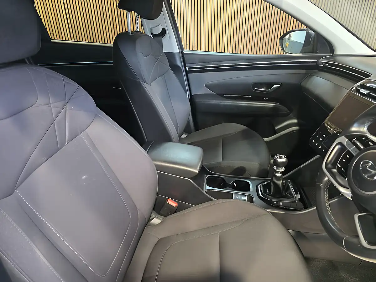 Used 2023 Hyundai Tucson Se Connect Blue - Interior and Exterior details 11