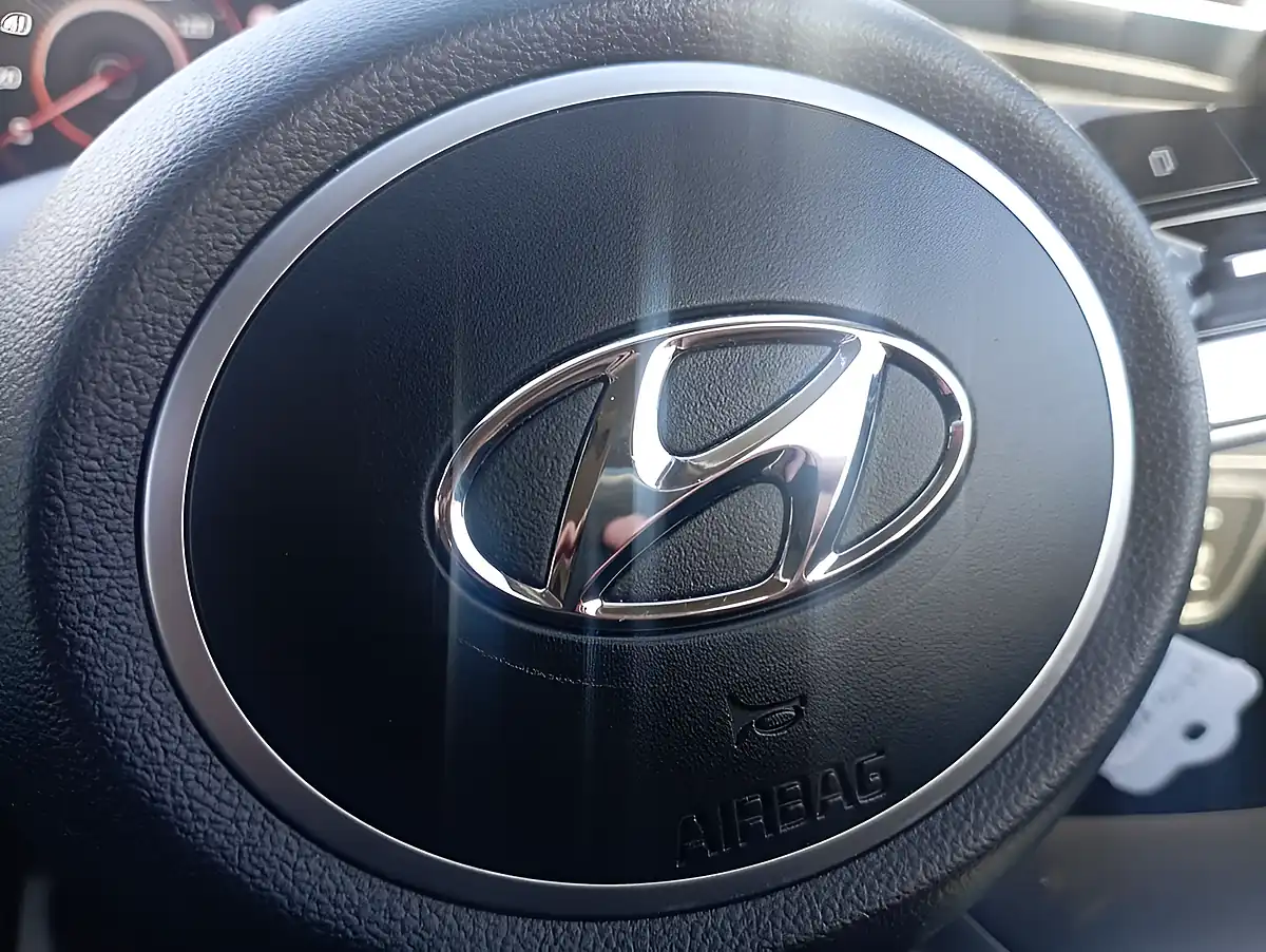 Used 2023 Hyundai Tucson Se Connect White - Interior and Exterior details 18