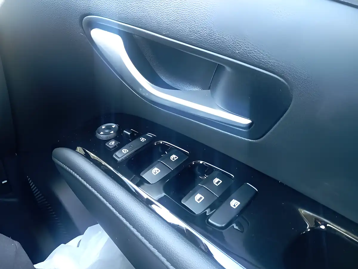 Used 2023 Hyundai Tucson Se Connect White - Interior and Exterior details 19