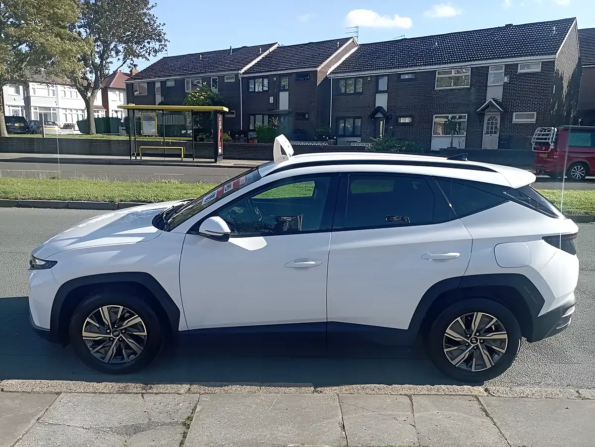 Used 2023 Hyundai Tucson Se Connect White - Interior and Exterior details 2