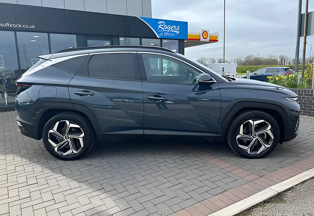 Used 2023 Hyundai Tucson Ultimate Blue - Interior and Exterior details 5