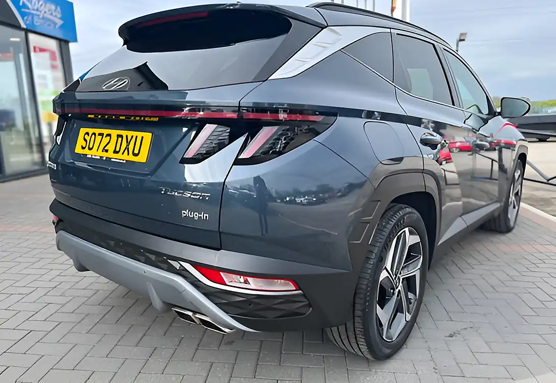Used 2023 Hyundai Tucson Ultimate Blue - Interior and Exterior details 9