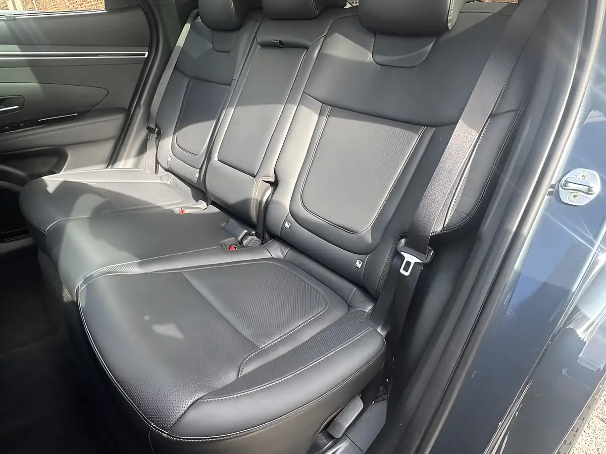 Used 2023 Hyundai Tucson Ultimate Blue - Interior and Exterior details 9