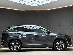 Used 2023 Hyundai Tucson Ultimate Dark Night Metallic - Interior and Exterior details 12
