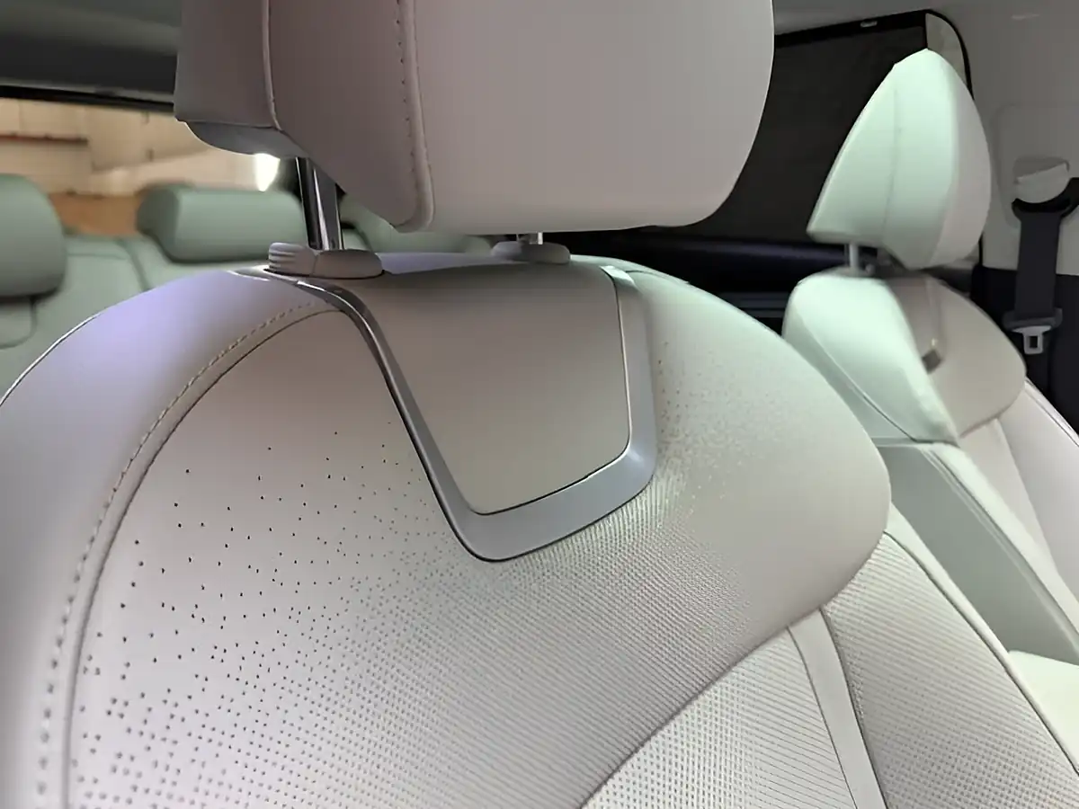 Used 2023 Hyundai Tucson Ultimate Dark Night Metallic - Interior and Exterior details 19