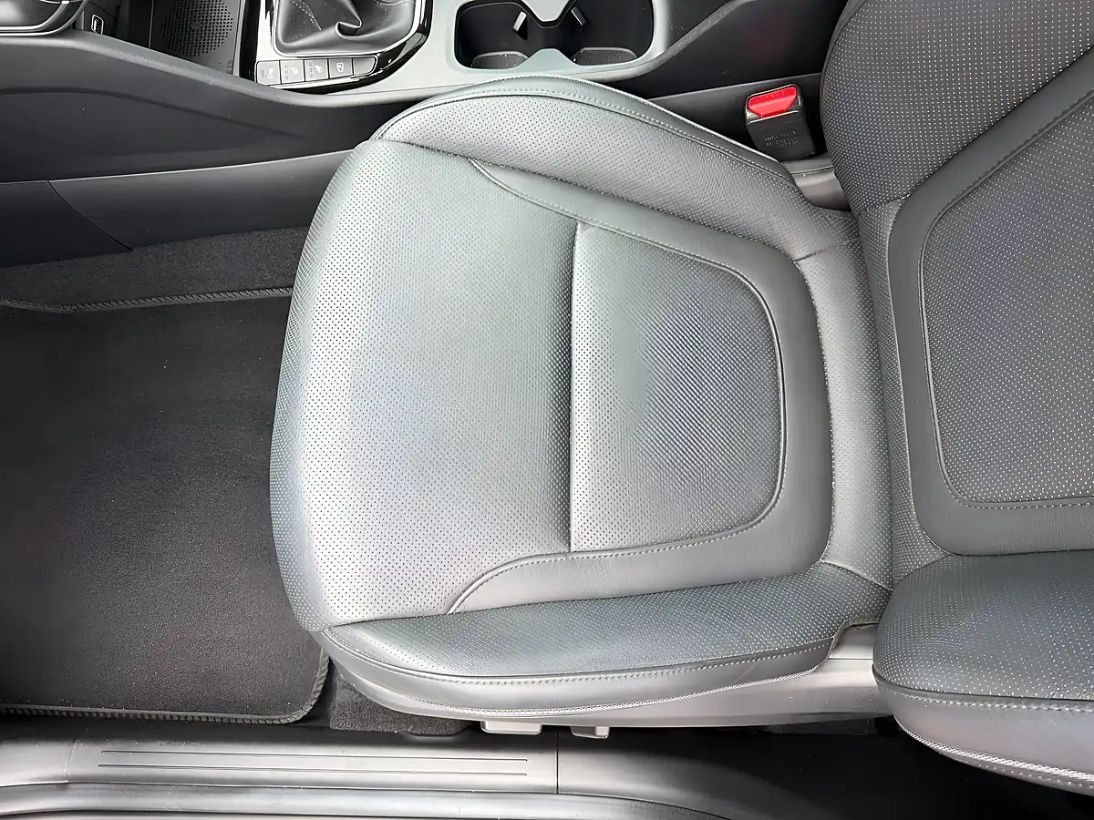 Used 2023 Hyundai Tucson Ultimate Silver - Interior and Exterior details 19