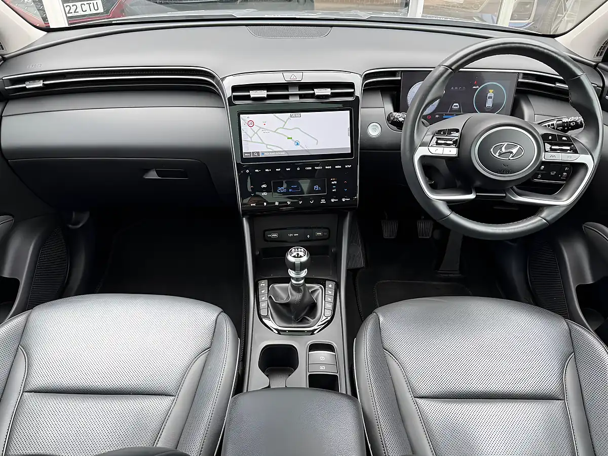 Used 2023 Hyundai Tucson Ultimate Silver - Interior and Exterior details 8