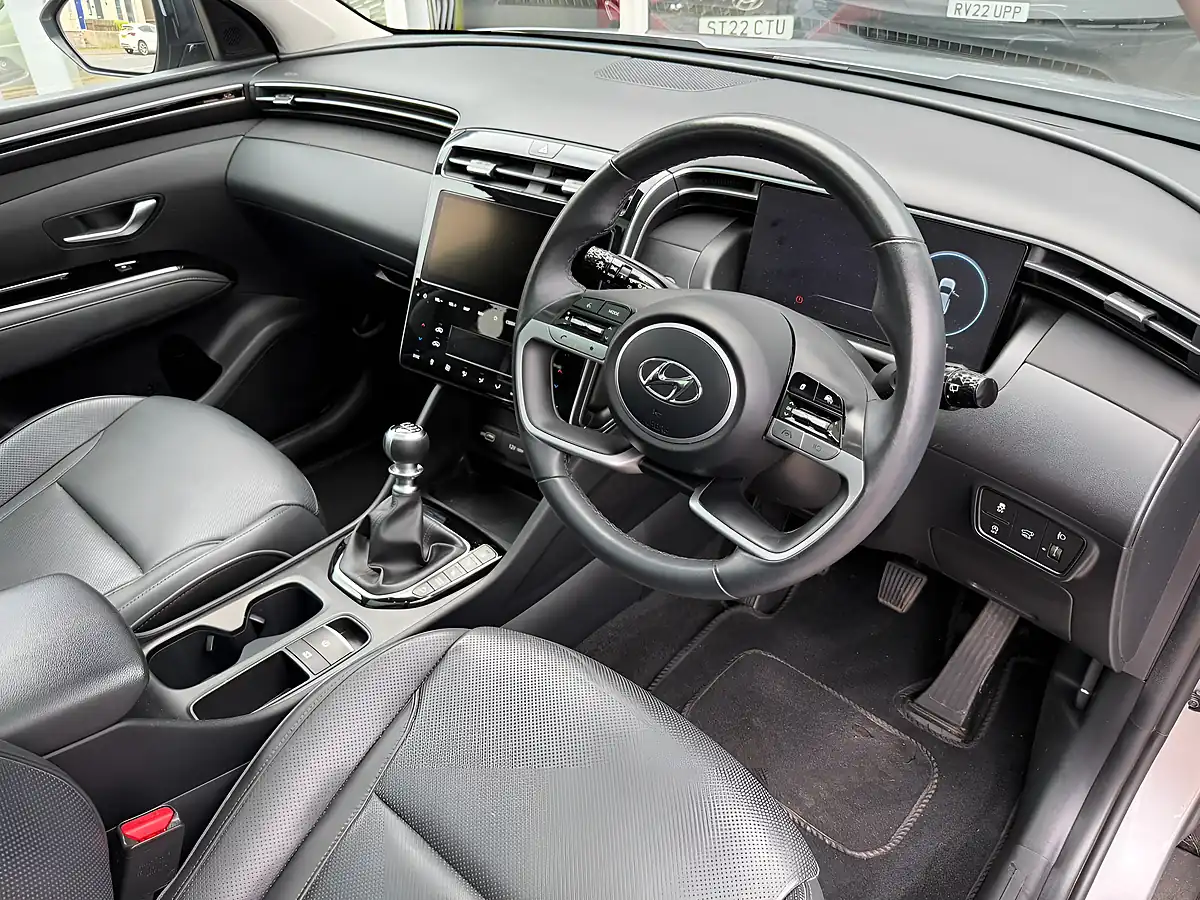 Used 2023 Hyundai Tucson Ultimate Silver - Interior and Exterior details 9