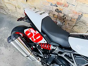 Used 2023 Indian Ftr Sport White - Interior and Exterior details 9