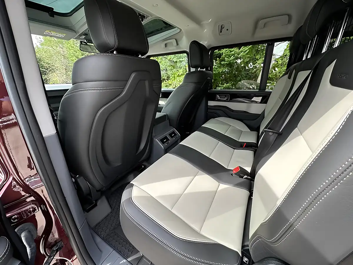 Used 2023 Ineos Grenadier Station Wagon Red - Interior and Exterior details 18