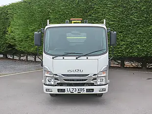 Used 2023 Isuzu Crafter N35 125S Xlwb Alloy Sided Dropside White - Interior and Exterior details 2