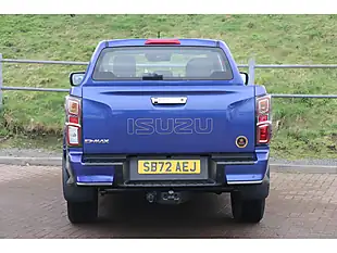 Used 2023 Isuzu D-Max DL40 Sapphire Blue - Interior and Exterior details 4