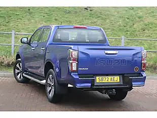 Used 2023 Isuzu D-Max DL40 Sapphire Blue - Interior and Exterior details 5