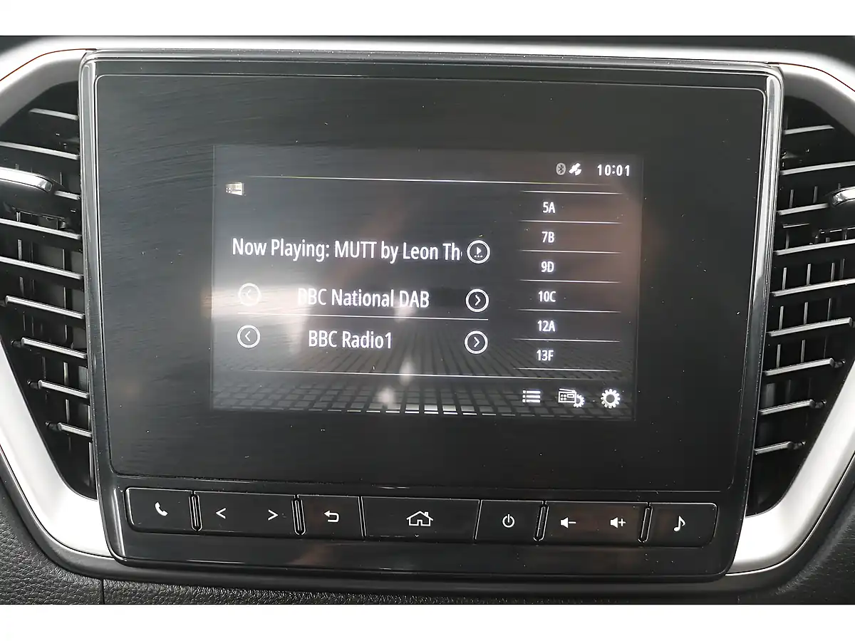 Used 2023 Isuzu D-Max DL40 Sapphire Blue - Interior and Exterior details 9