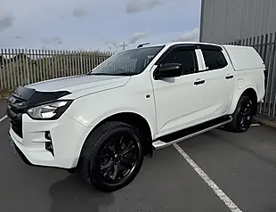 Used 2023 Isuzu D-Max Utility Double Cab White - Interior and Exterior details 2