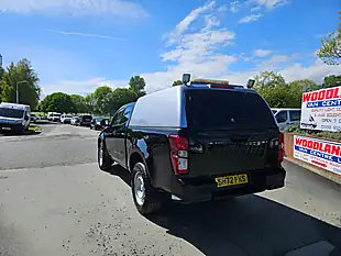 Used 2023 Isuzu D-Max Utility King Cab Black - Interior and Exterior details 6