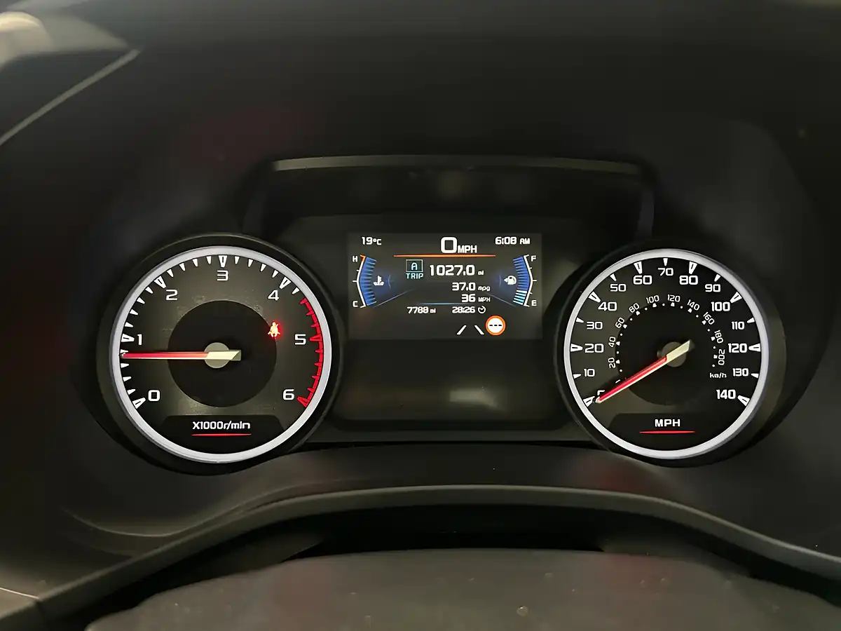 Used 2023 Isuzu D-Max Utility Pickup Black - Interior and Exterior details 10