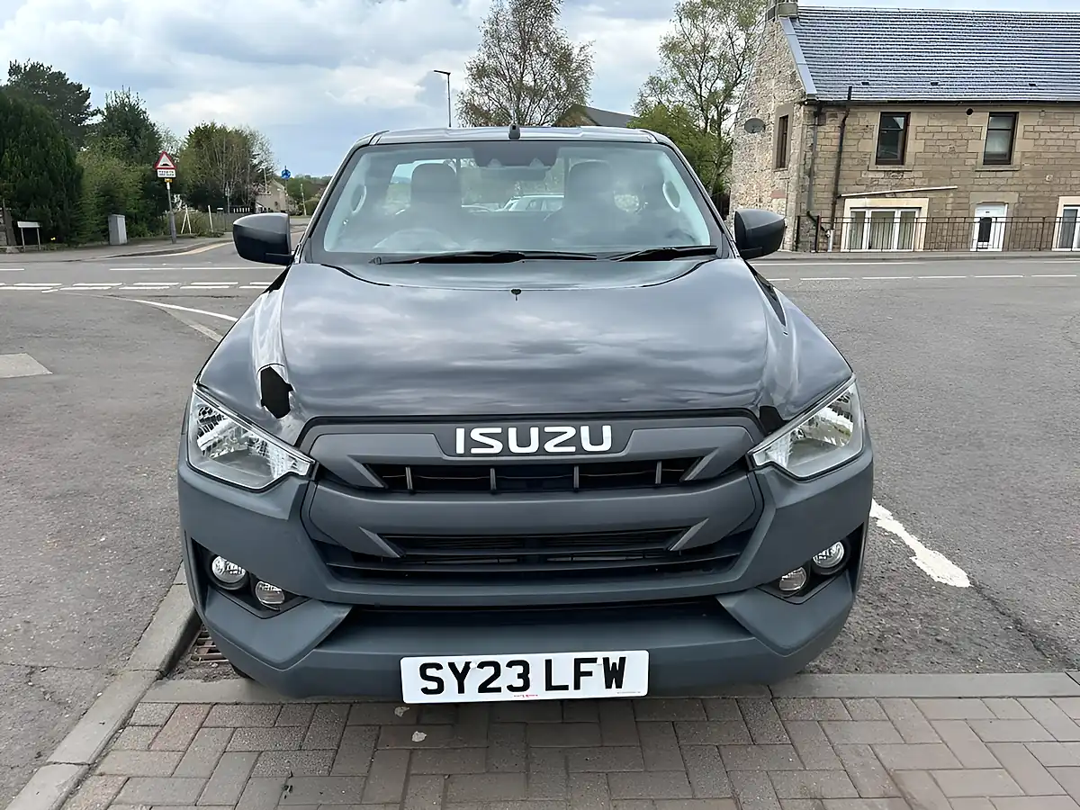 Used 2023 Isuzu D-Max Utility Pickup Black - Interior and Exterior details 6