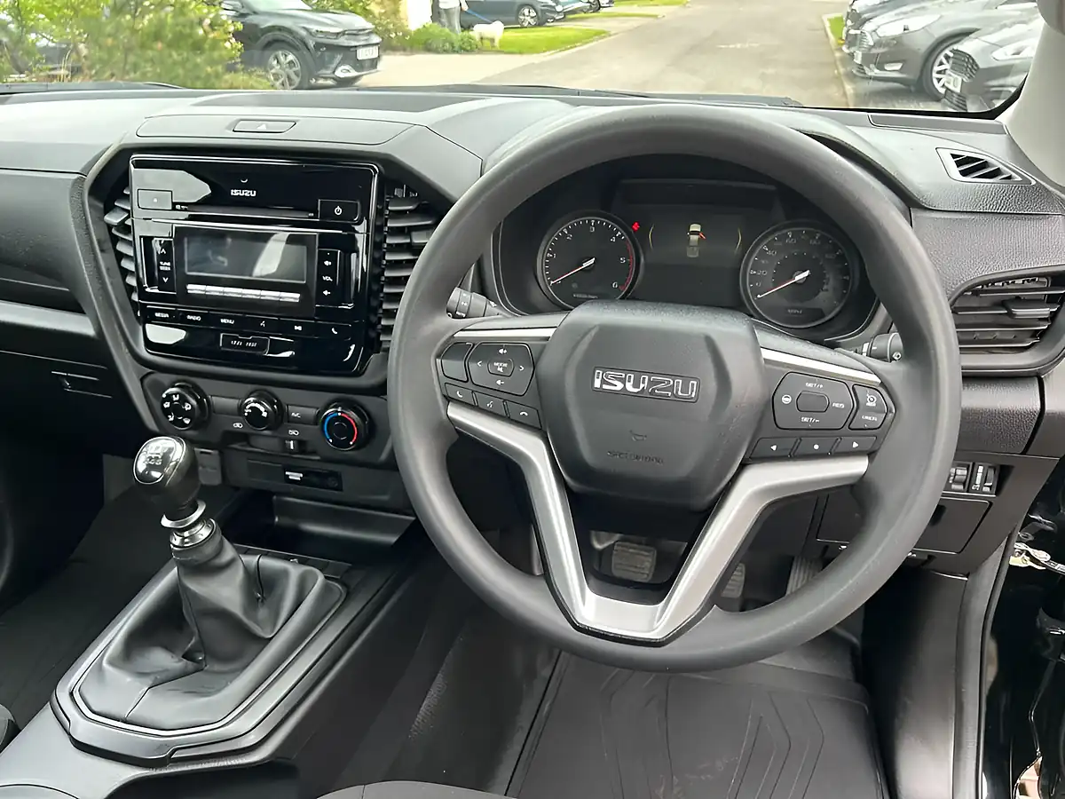 Used 2023 Isuzu D-Max Utility Pickup Black - Interior and Exterior details 9