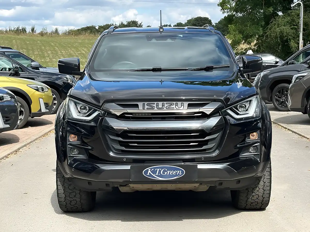 Used 2023 Isuzu D-Max V-Cross Black - Interior and Exterior details 13