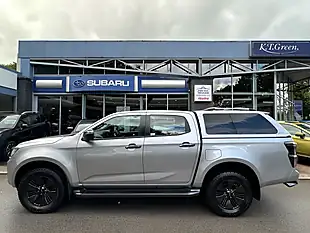Used 2023 Isuzu D-Max V-Cross Silver - Interior and Exterior details 2
