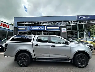Used 2023 Isuzu D-Max V-Cross Silver - Interior and Exterior details 5