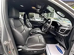 Used 2023 Isuzu D-Max V-Cross Silver - Interior and Exterior details 7
