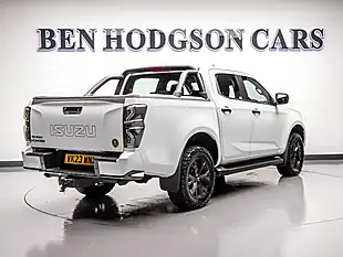 Used 2023 Isuzu D-Max V-Cross White - Interior and Exterior details 3