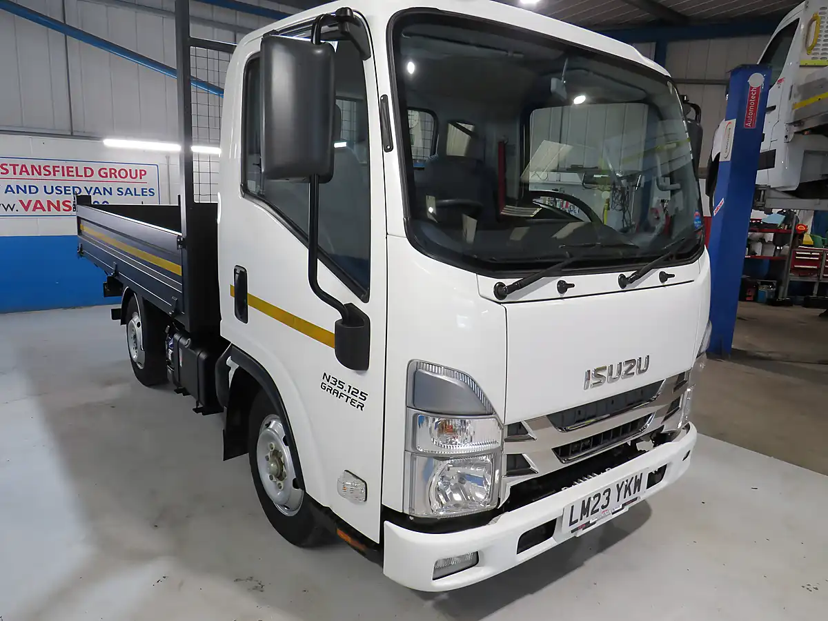 Used 2023 Isuzu Grafter Single Cab Tipper White - Interior and Exterior details 2
