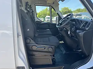 Used 2023 Iveco Daily 35 Business Edition White - Interior and Exterior details 13