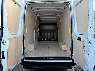 Used 2023 Iveco Daily 35 Business Edition White - Interior and Exterior details 5