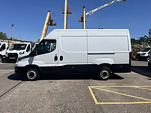 Used 2023 Iveco Daily 35 Business Edition White - Interior and Exterior details 7
