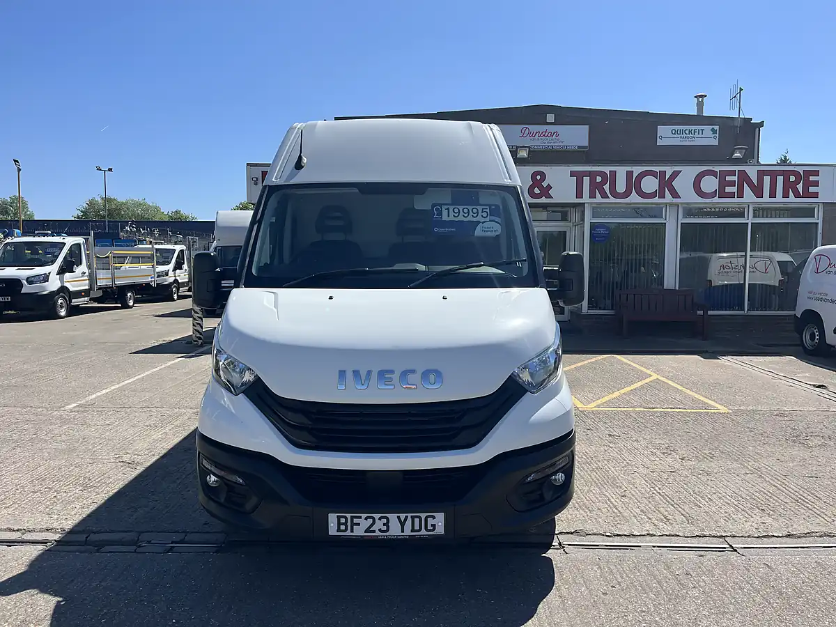 Used 2023 Iveco Daily 35 Business Edition White - Interior and Exterior details 9