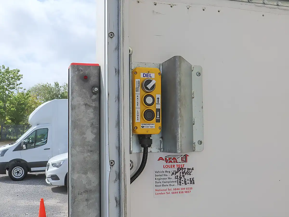 Used 2023 Iveco Daily 35C14 Drw White - Interior and Exterior details 14