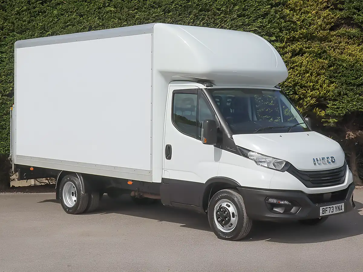 Used 2023 Iveco Daily 35C14 Drw White - Interior and Exterior details 4