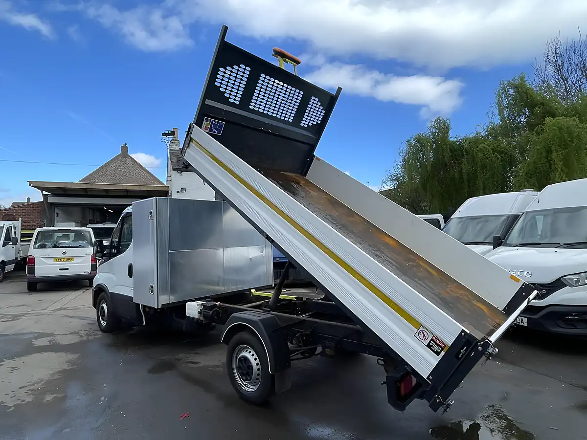 Used 2023 Iveco Daily 35S14 11FT Tipper With Toolbox White - Interior and Exterior details 3