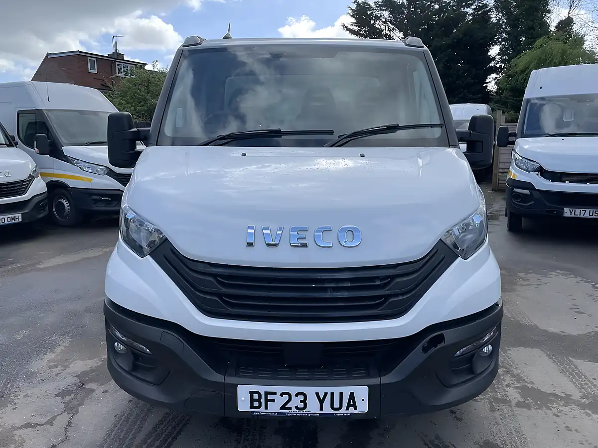 Used 2023 Iveco Daily 35S14 11FT Tipper With Toolbox White - Interior and Exterior details 6