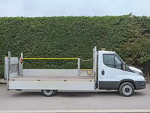Used 2023 Iveco Daily 35S14 Business Xlwb Dropside White - Interior and Exterior details 6