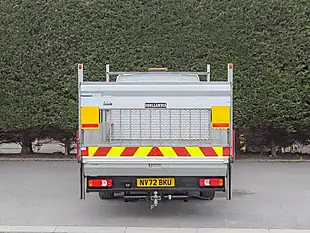 Used 2023 Iveco Daily 35S14 Business Xlwb Dropside White - Interior and Exterior details 9