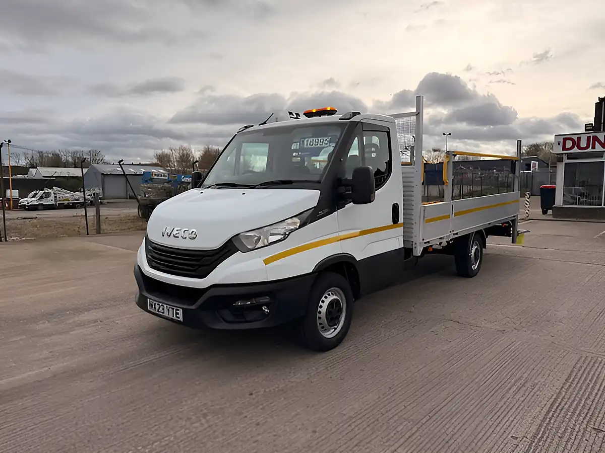 Used 2023 Iveco Daily Business Lwb 4.2M Dropside With Tail Lift Euro 6 White - Interior and Exterior details 10