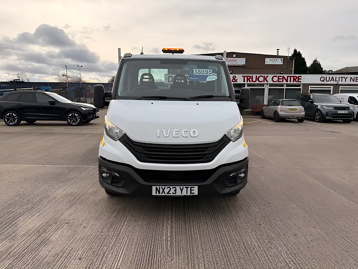 Used 2023 Iveco Daily Business Lwb 4.2M Dropside With Tail Lift Euro 6 White - Interior and Exterior details 11