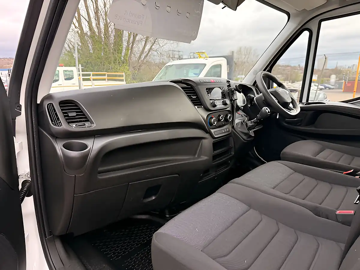 Used 2023 Iveco Daily Business Lwb 4.2M Dropside With Tail Lift Euro 6 White - Interior and Exterior details 14