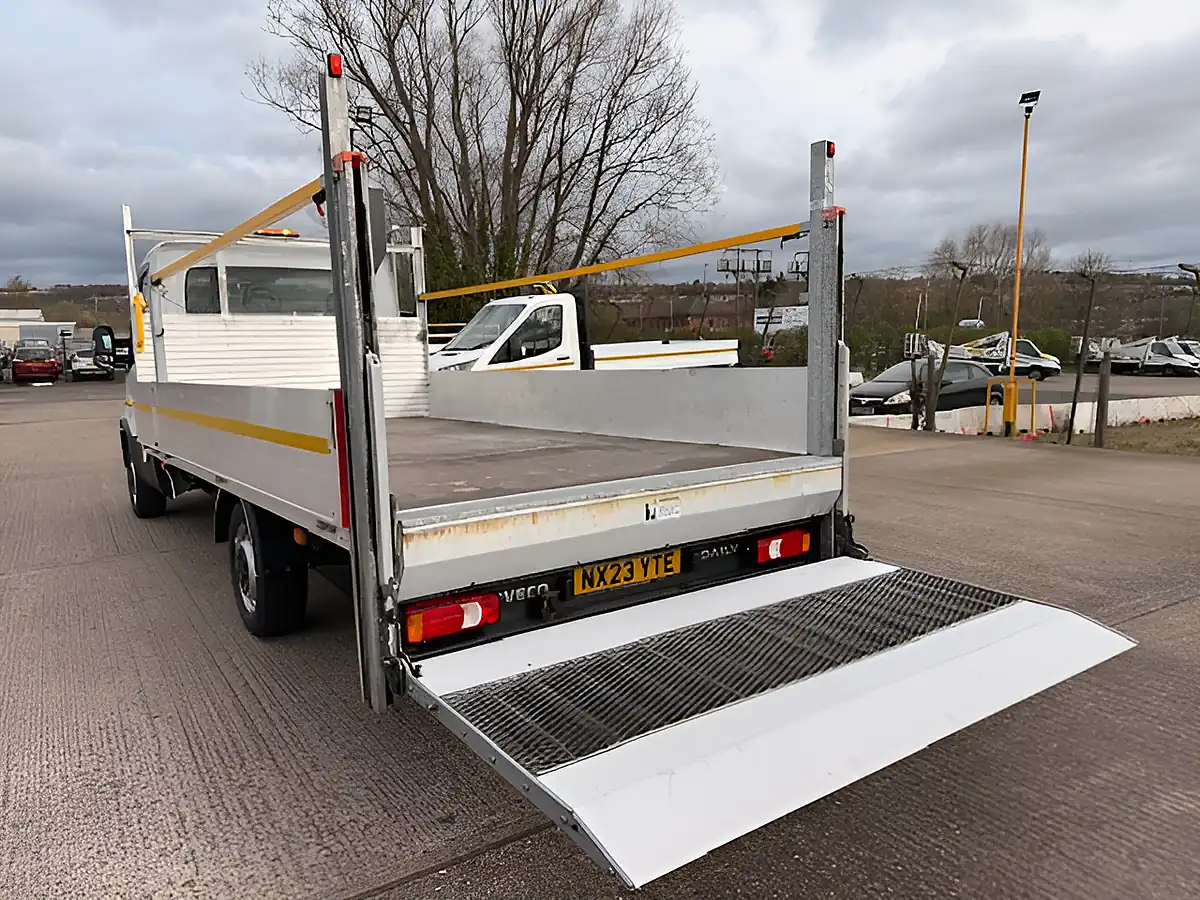 Used 2023 Iveco Daily Business Lwb 4.2M Dropside With Tail Lift Euro 6 White - Interior and Exterior details 6