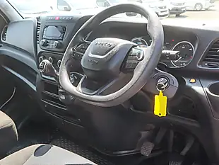Used 2023 Iveco Daily Business White - Interior and Exterior details 5