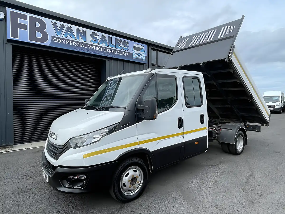 Used 2023 Iveco Daily Double Cab Tipper White - Front View