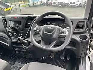 Used 2023 Iveco Daily Double Cab Tipper White - Interior and Exterior details 11